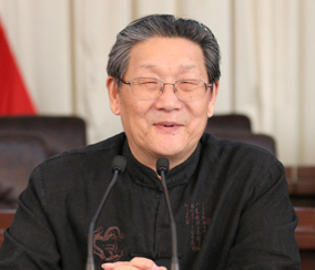 樓宇烈教授